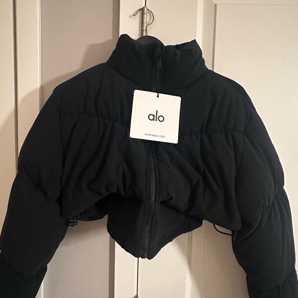ALO Yoga Black Cropped Puffer Jacket with High Collar - Picture 6 of 8